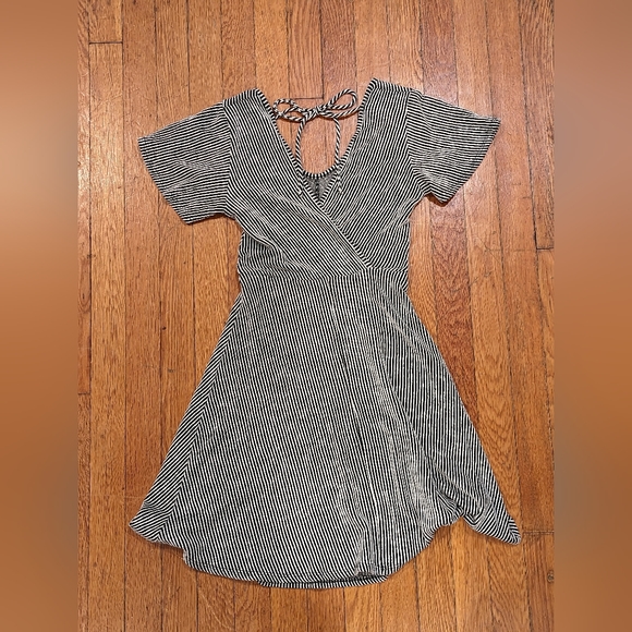 Black and White Striped Dress Size Small - Picture 5 of 5